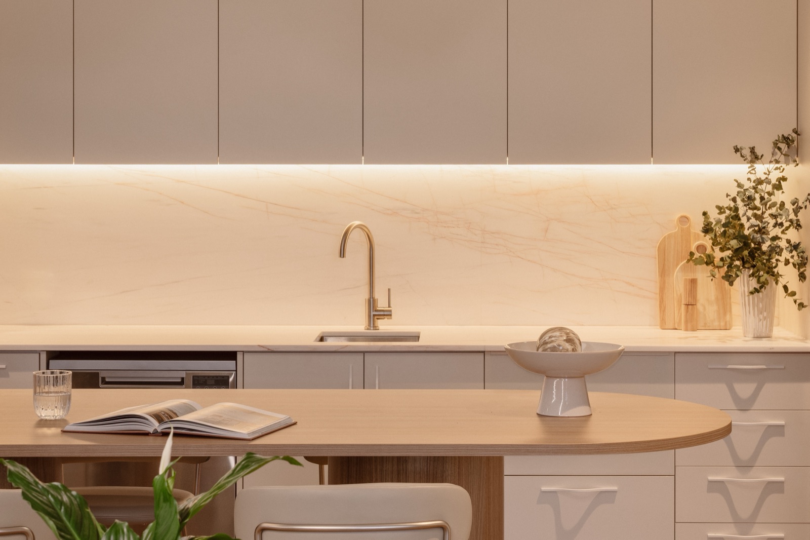 Kitchen of the Level 18 spec suite
